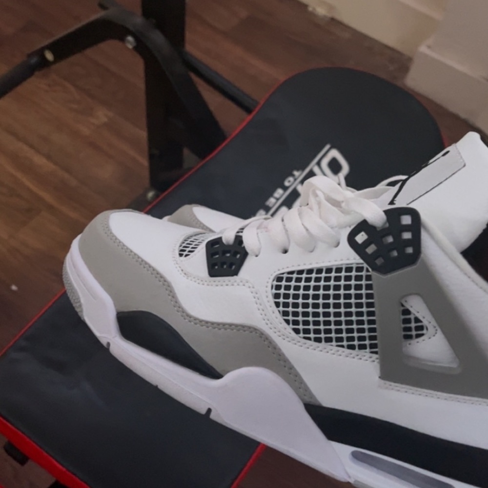 Jordan 4 Military Black